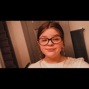 Meet your Posher, Isabella